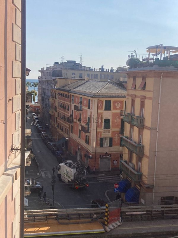 appartamento in vendita a Genova in zona Pegli