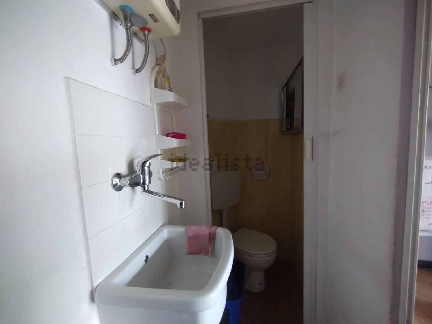 locale commerciale in vendita a Genova