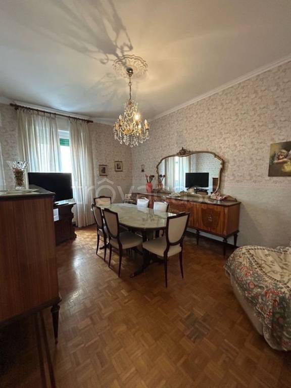 appartamento in vendita a Genova in zona Sampierdarena