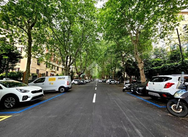 appartamento in vendita a Genova in zona Foce