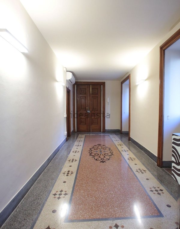 ufficio in vendita a Genova in zona Portoria / Piccapietra