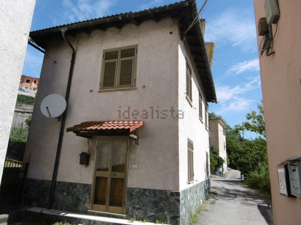 casa indipendente in vendita a Genova in zona Bolzaneto