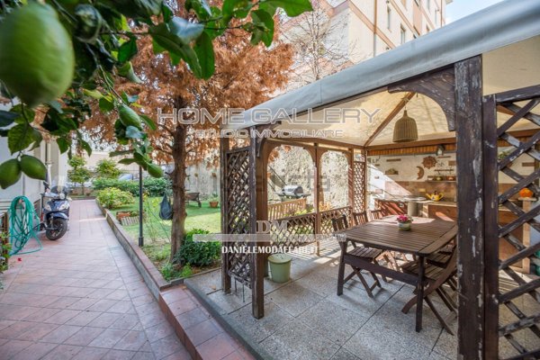 appartamento in vendita a Genova in zona Sestri Ponente