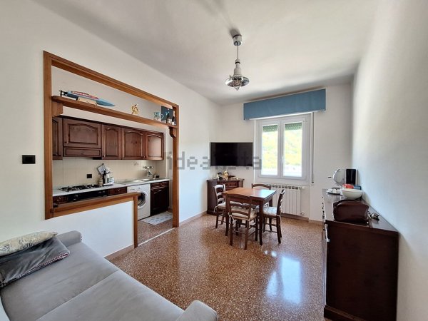 appartamento in vendita a Genova in zona Bolzaneto