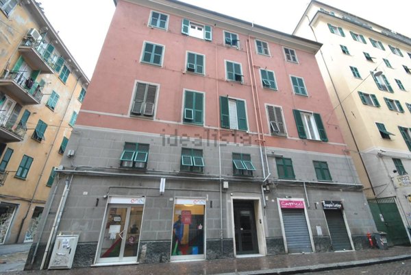 appartamento in vendita a Genova in zona Sampierdarena