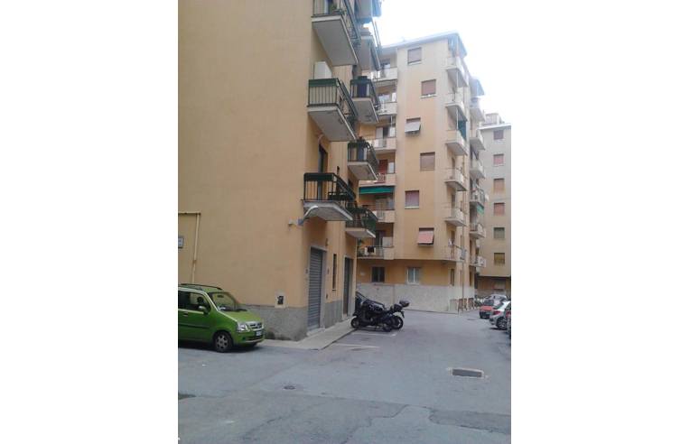 appartamento in vendita a Genova in zona Palmaro / Pra'
