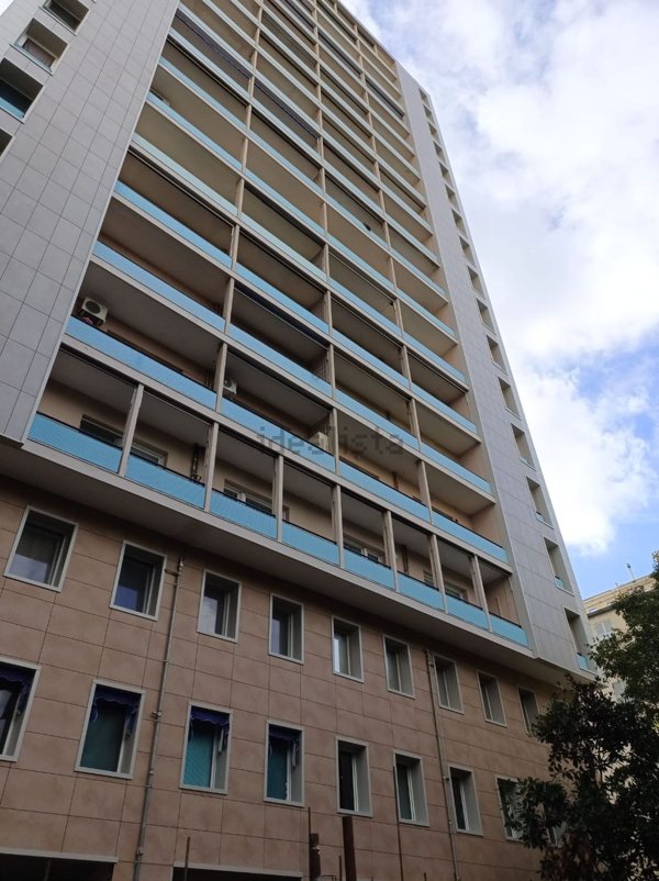 appartamento in vendita a Genova in zona Sampierdarena