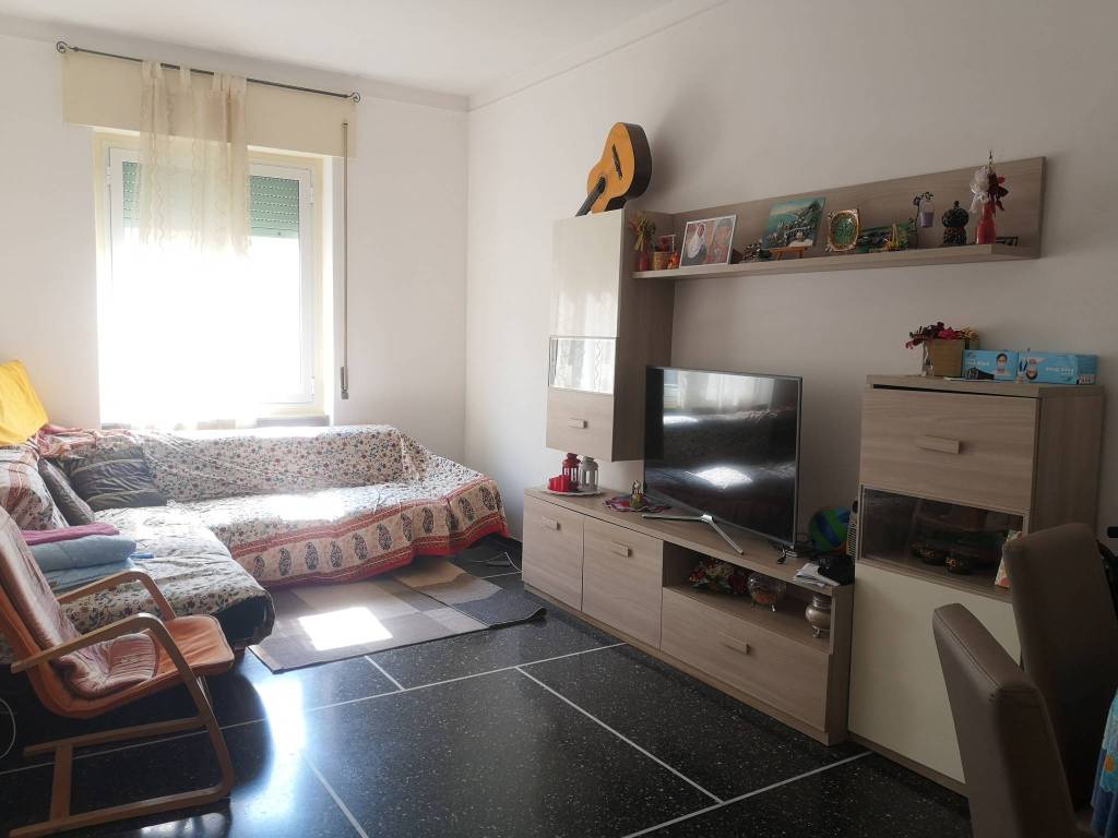 appartamento in vendita a Genova in zona Bolzaneto