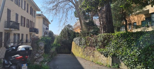 locale di sgombero in vendita a Genova in zona Albaro