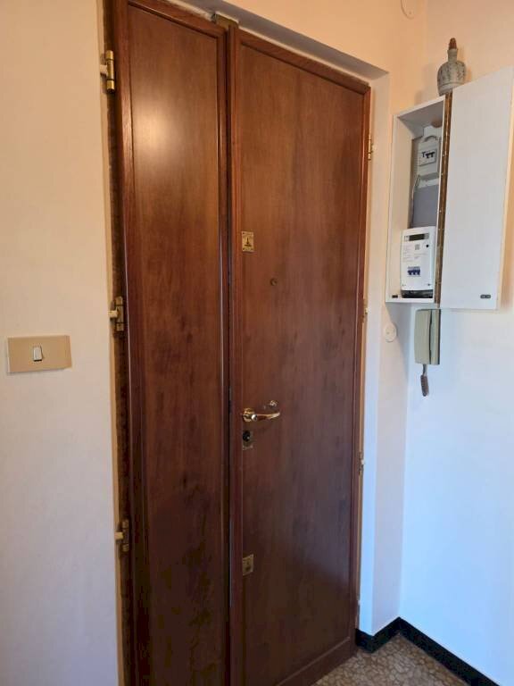 appartamento in vendita a Genova in zona Rivarolo