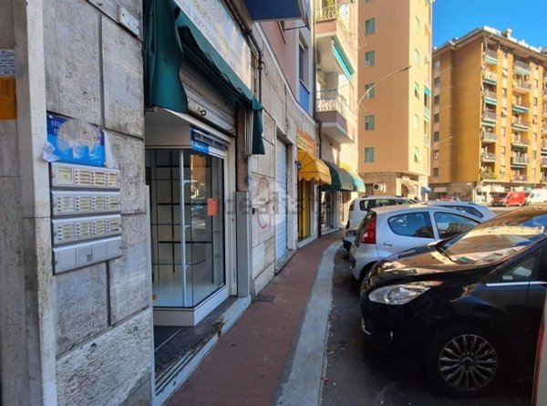 negozio in vendita a Genova in zona San Teodoro