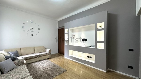 appartamento in vendita a Genova in zona Staglieno