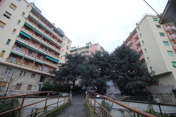 appartamento in vendita a Genova in zona Palmaro / Pra'