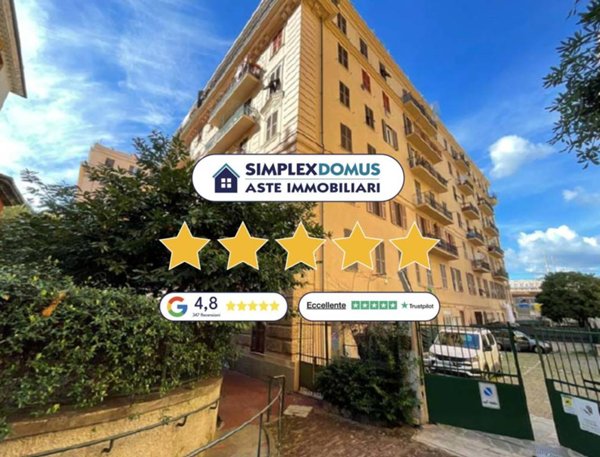 appartamento in vendita a Genova in zona Foce