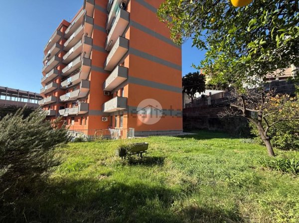 appartamento in vendita a Genova in zona Sestri Ponente