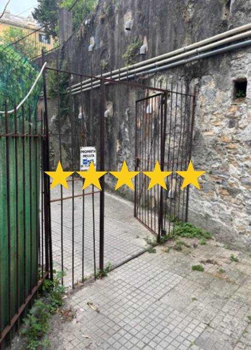 appartamento in vendita a Genova in zona Lagaccio / Granarolo