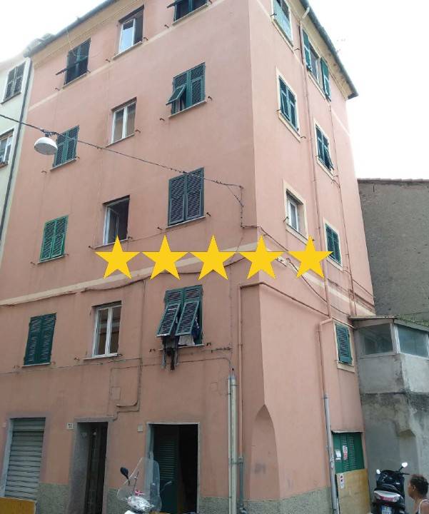 appartamento in vendita a Genova in zona Rivarolo