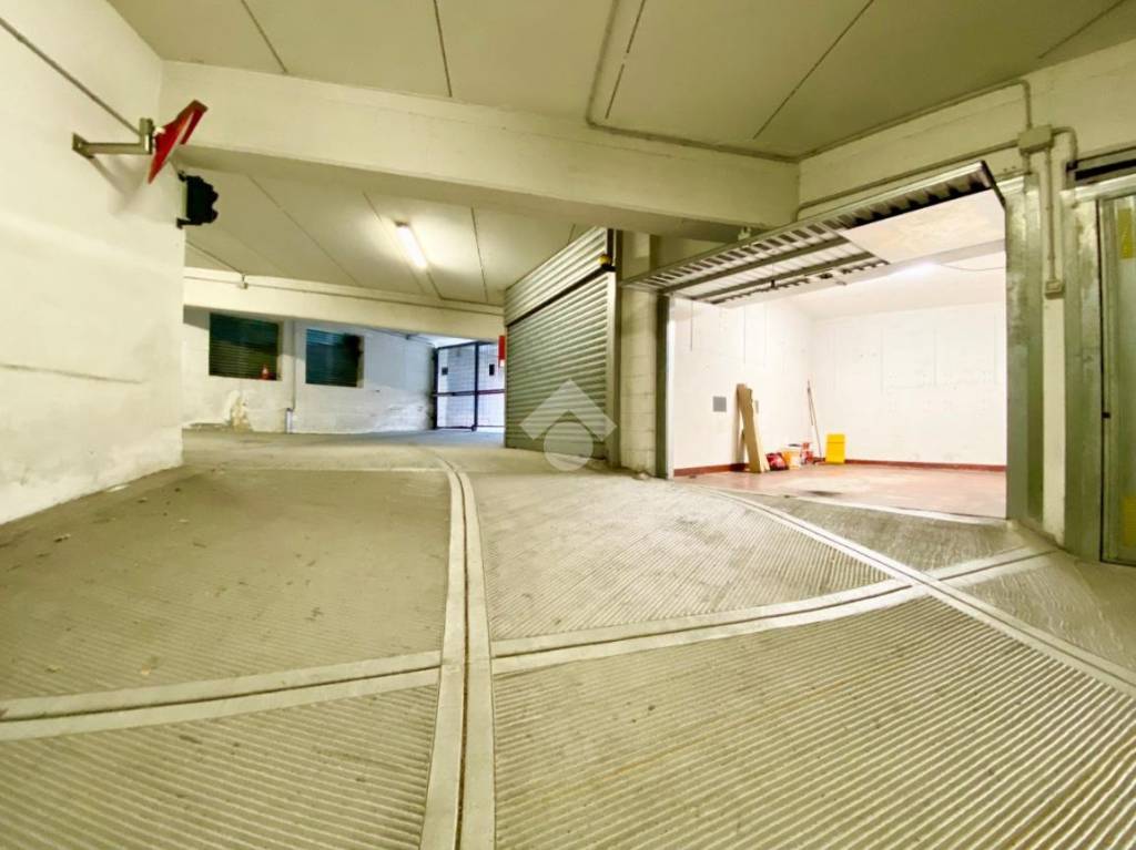 casa indipendente in vendita a Genova in zona Quarto dei Mille