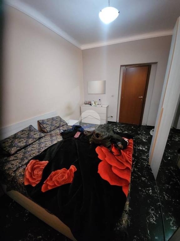 appartamento in vendita a Genova in zona Rivarolo