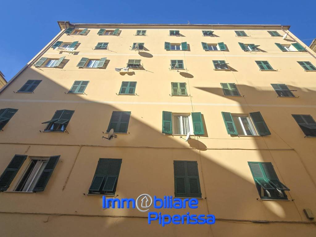 appartamento in vendita a Genova in zona DiNegro