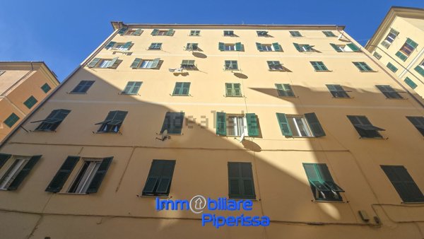 appartamento in vendita a Genova in zona DiNegro