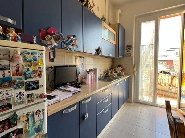 appartamento in vendita a Genova in zona Sestri Ponente