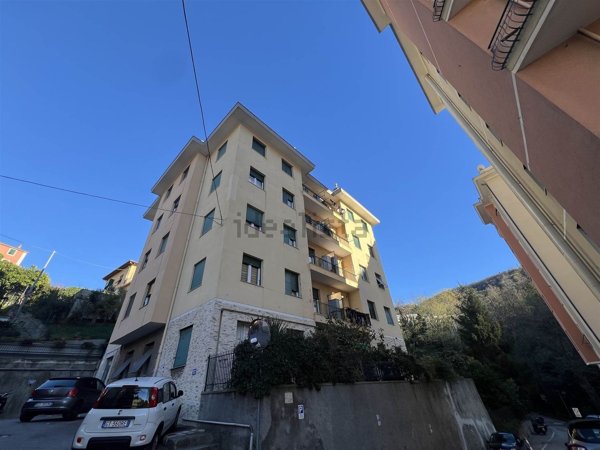appartamento in vendita a Genova in zona Certosa