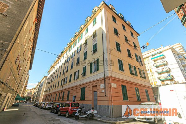 appartamento in vendita a Genova in zona Pegli