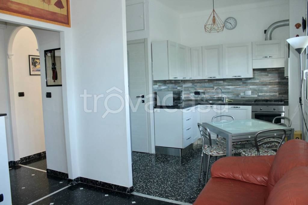 appartamento in vendita a Genova in zona Lagaccio / Granarolo