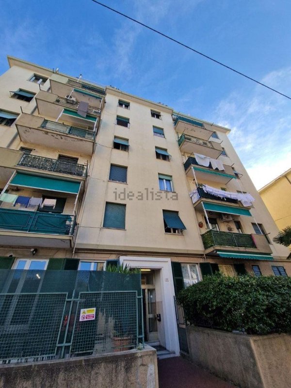 appartamento in vendita a Genova in zona Cornigliano