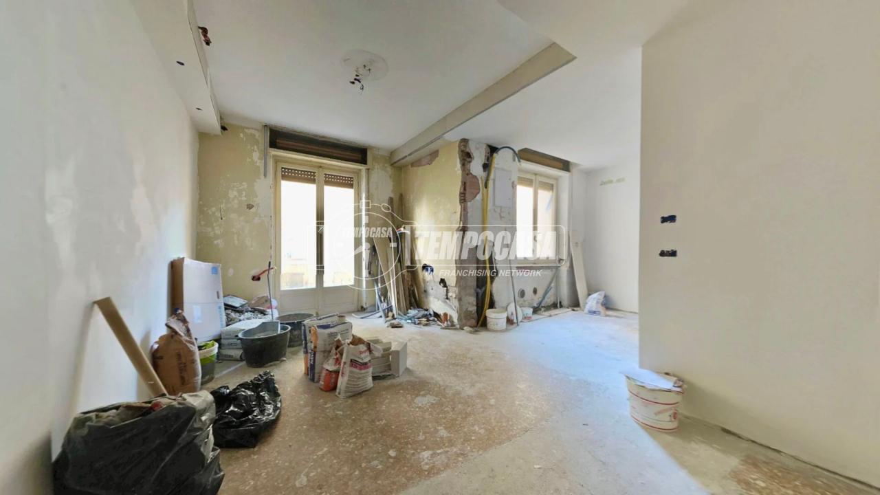 appartamento in vendita a Genova in zona Sestri Ponente