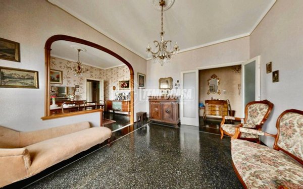 appartamento in vendita a Genova in zona Sestri Ponente