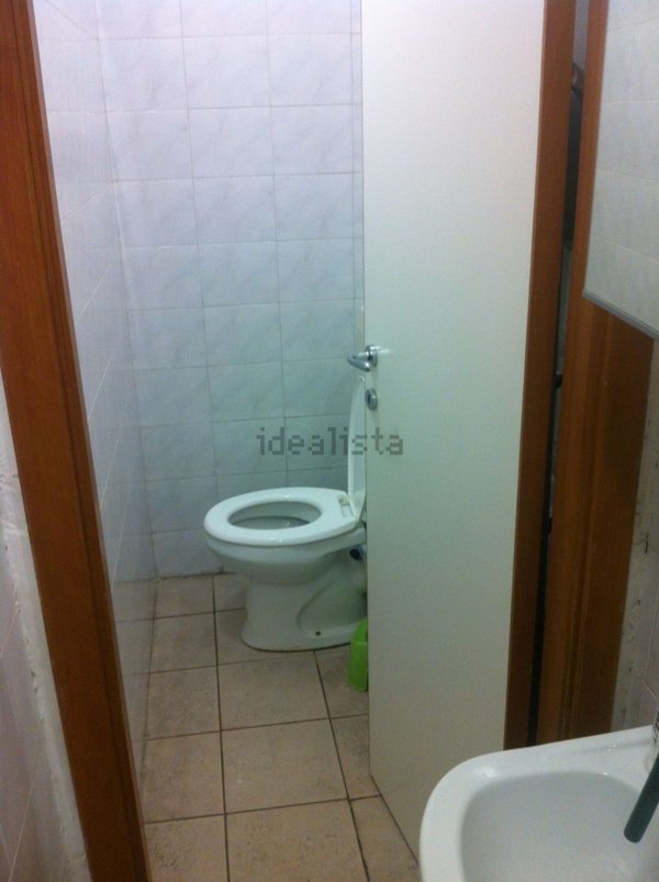 negozio in vendita a Genova in zona DiNegro