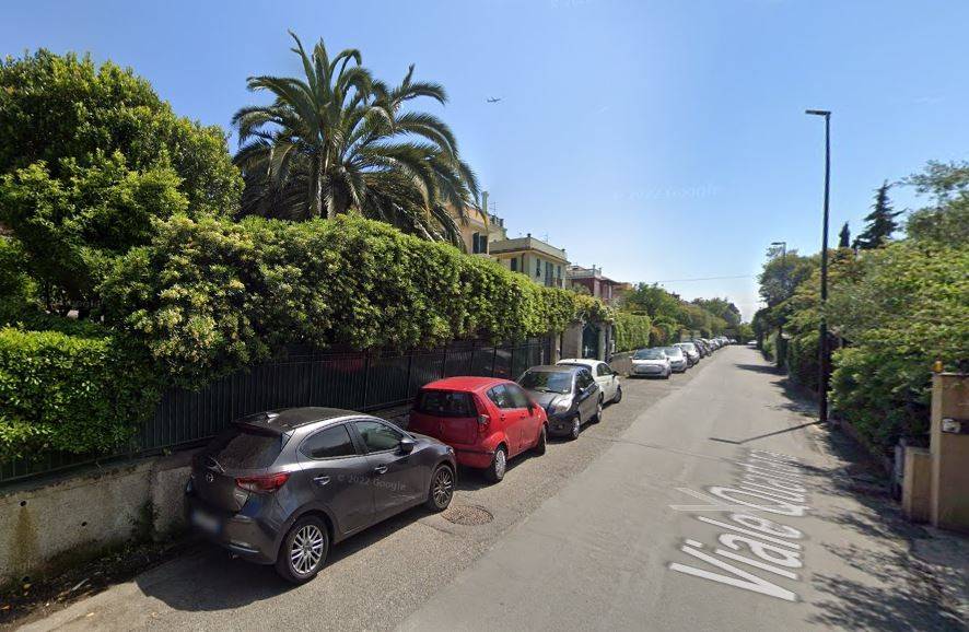 locale di sgombero in vendita a Genova