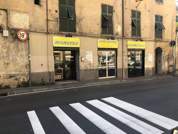 appartamento in vendita a Genova in zona Marassi