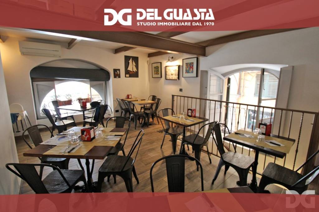 negozio in vendita a Genova in zona Sottoripa / Maddalena / Molo