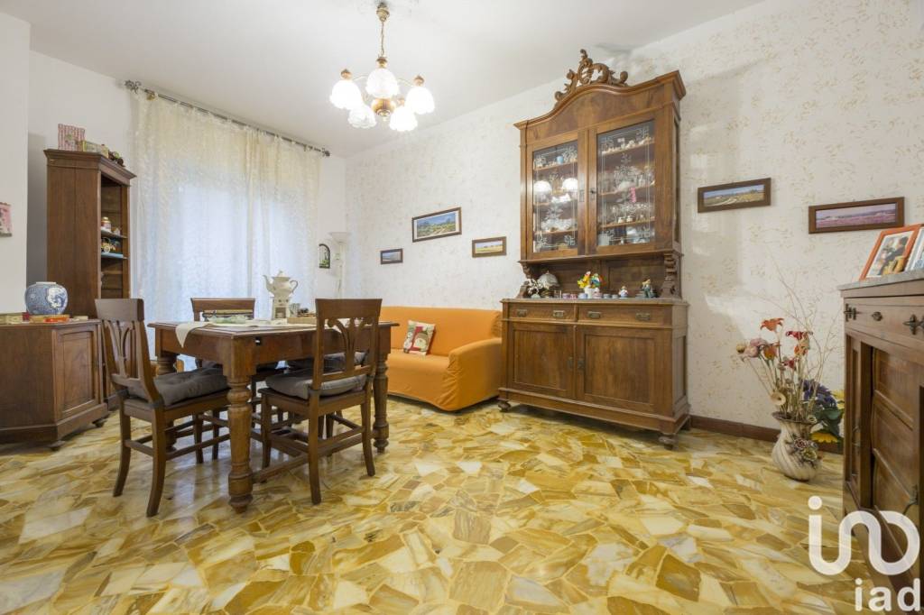 appartamento in vendita a Genova in zona Quezzi