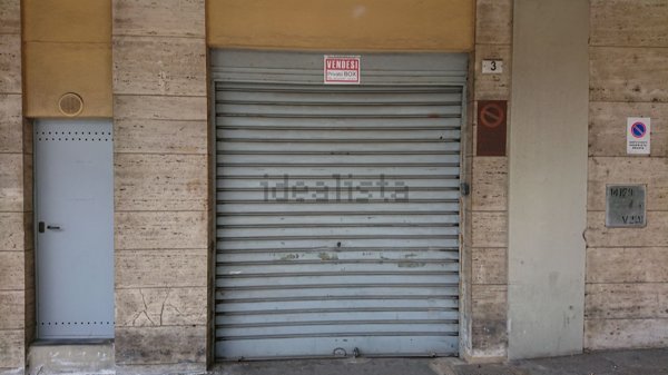 ufficio in vendita a Genova in zona Bolzaneto