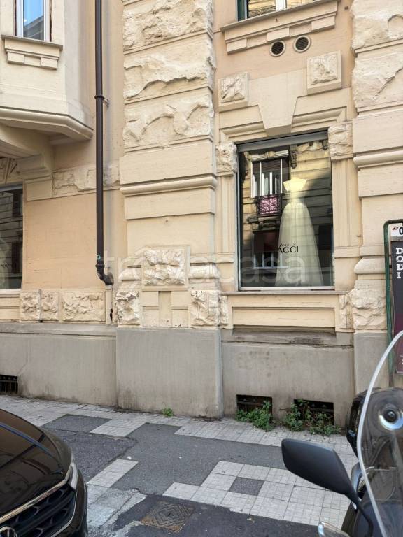 negozio in vendita a Genova