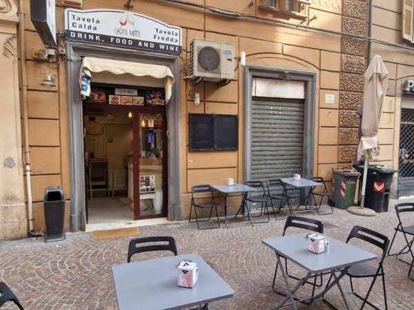 negozio in vendita a Genova in zona Sampierdarena