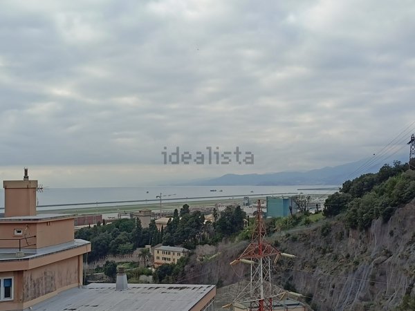 appartamento in vendita a Genova in zona Cornigliano