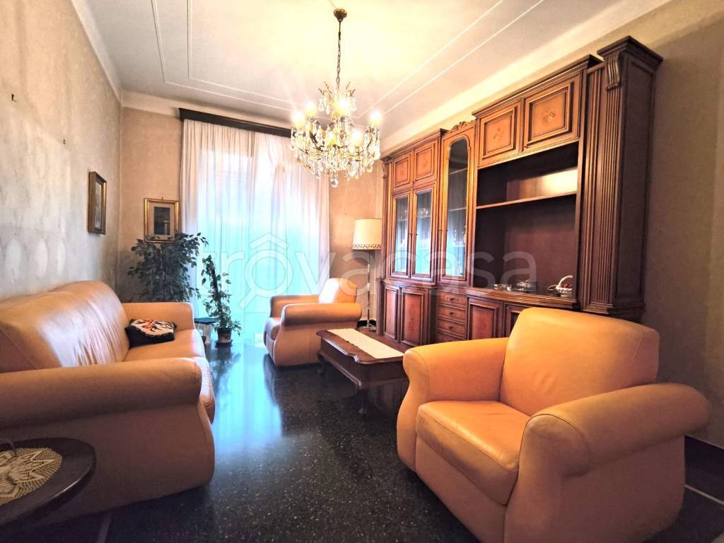 appartamento in vendita a Genova in zona Marassi