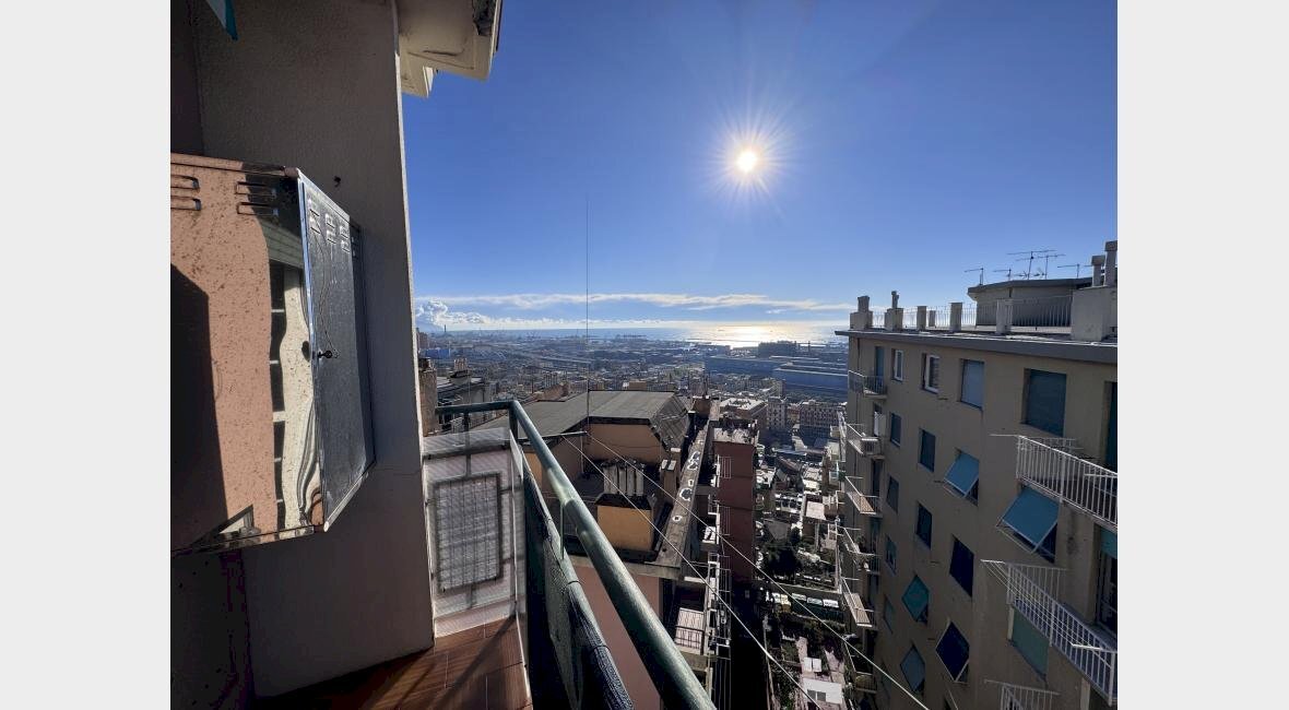 attico in vendita a Genova in zona Cornigliano