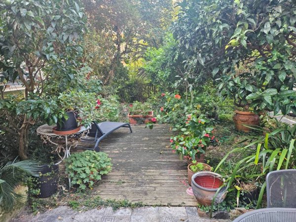 casa indipendente in vendita a Genova in zona Pegli