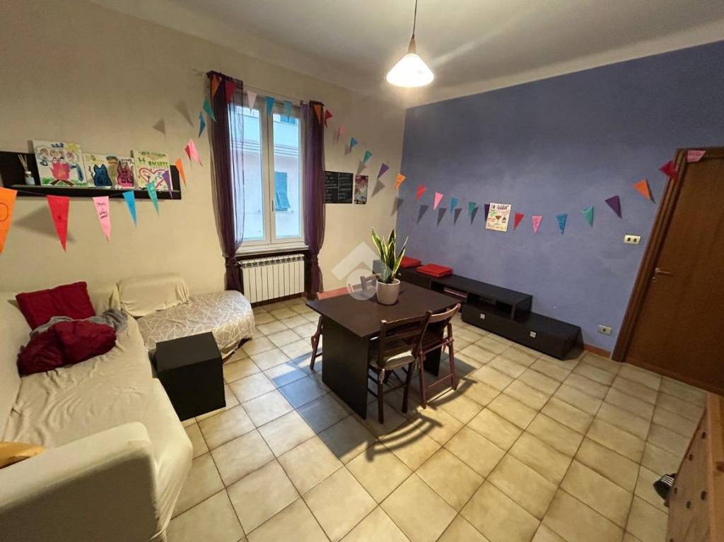 appartamento in vendita a Genova in zona Staglieno