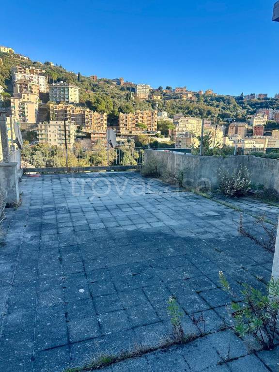 appartamento in vendita a Genova