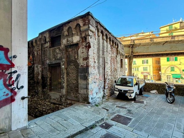 negozio in vendita a Genova in zona Centro Storico