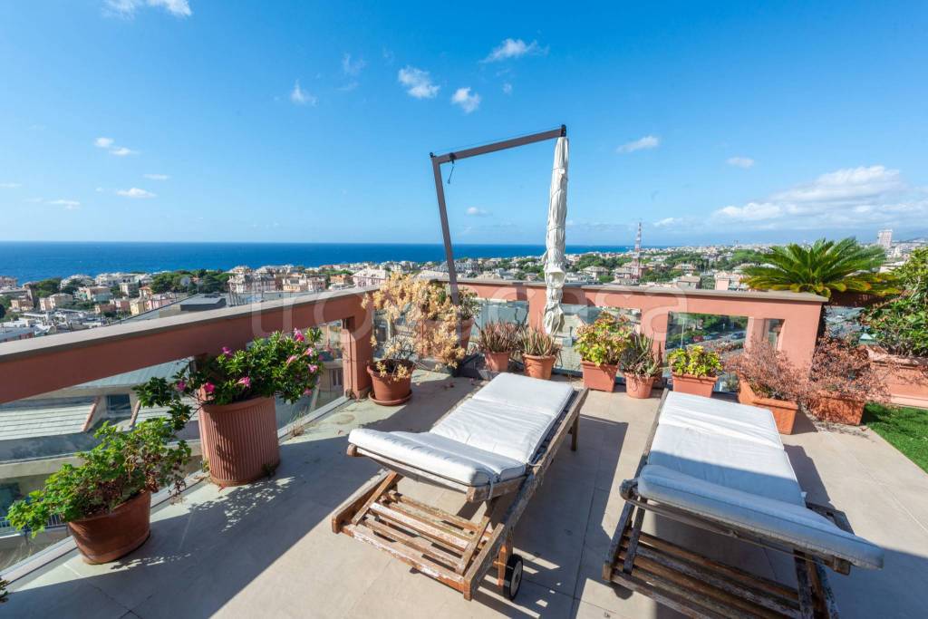 appartamento in vendita a Genova