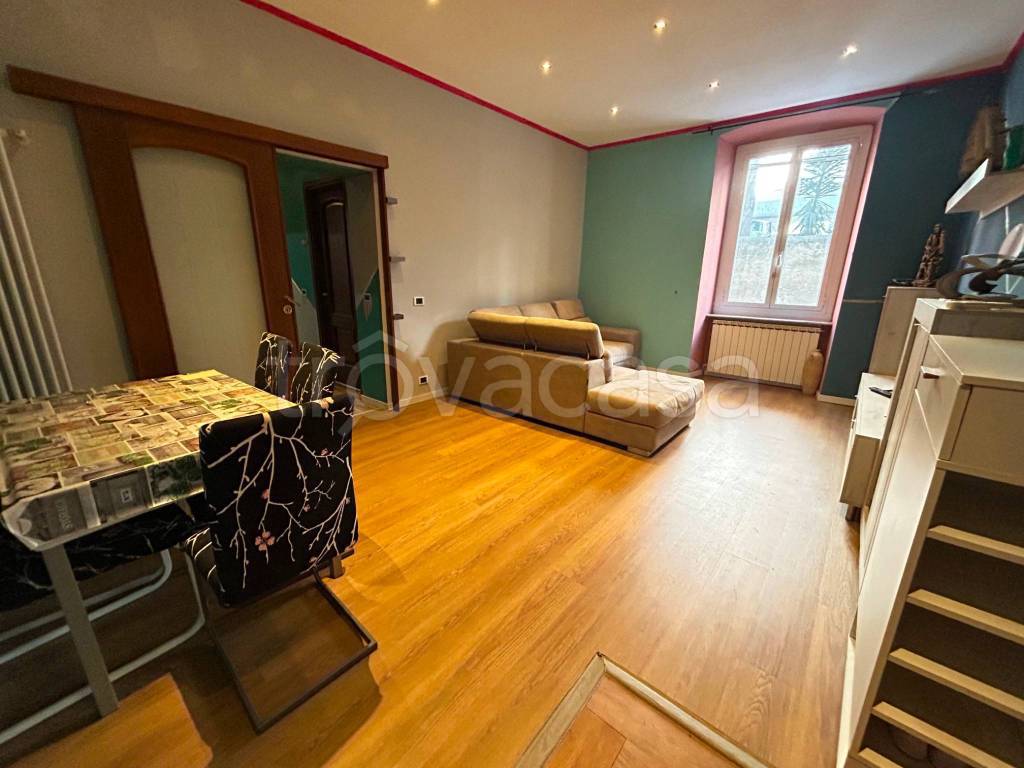 appartamento in vendita a Genova in zona Sestri Ponente