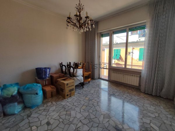 appartamento in vendita a Genova in zona Sestri Ponente